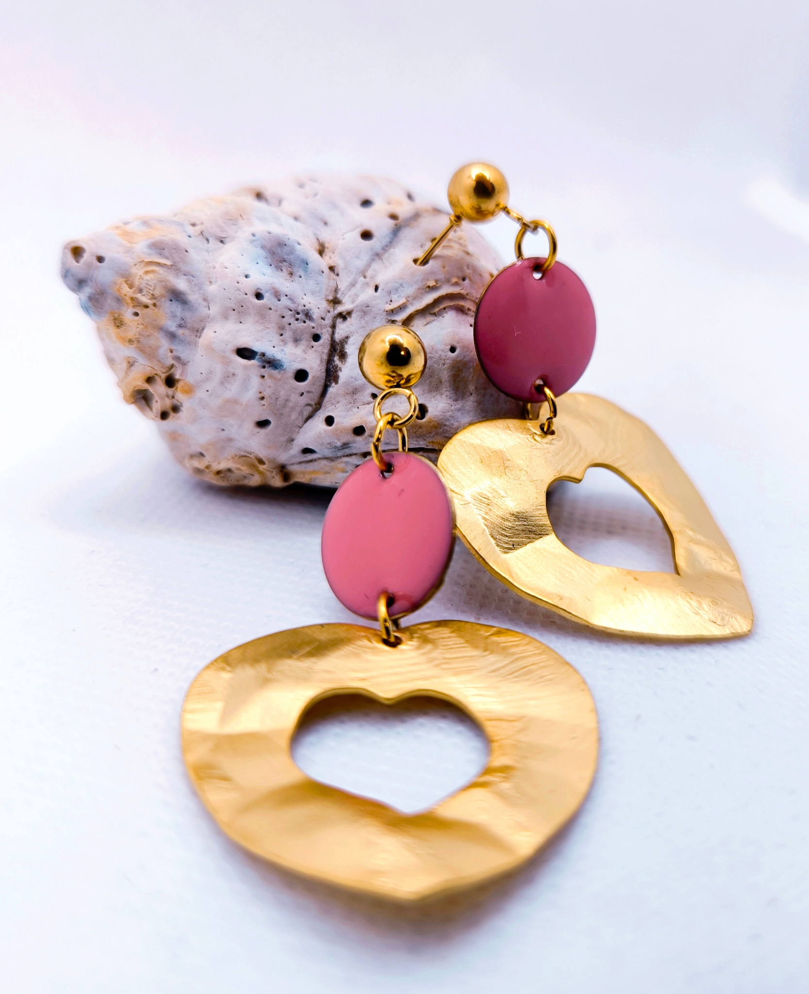 AMOURINA